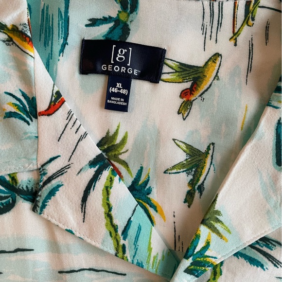 Set of 2 Hawaiian XL Shirts - Picture 3 of 12